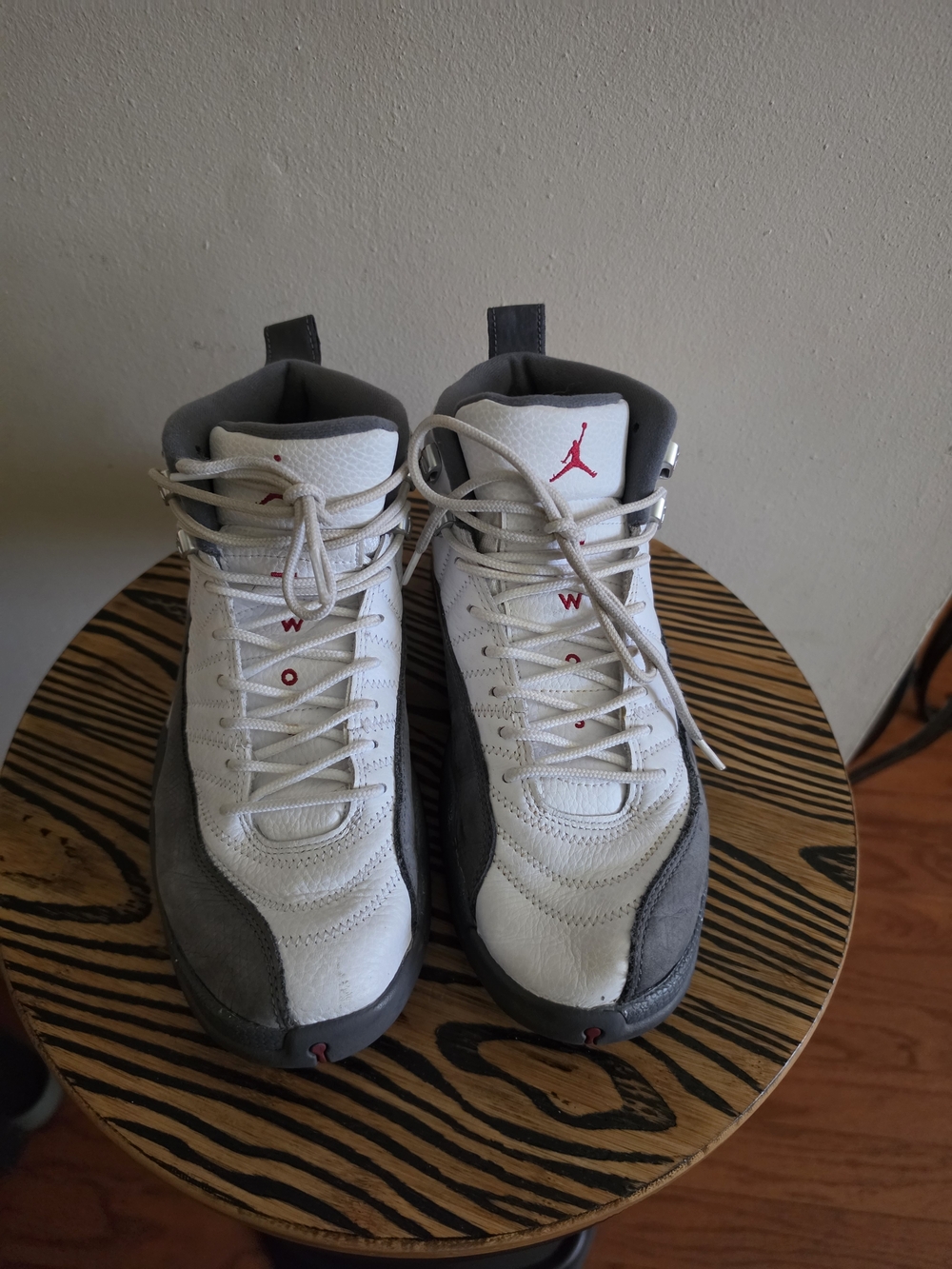 Air Jordan 12 Retro sneakers